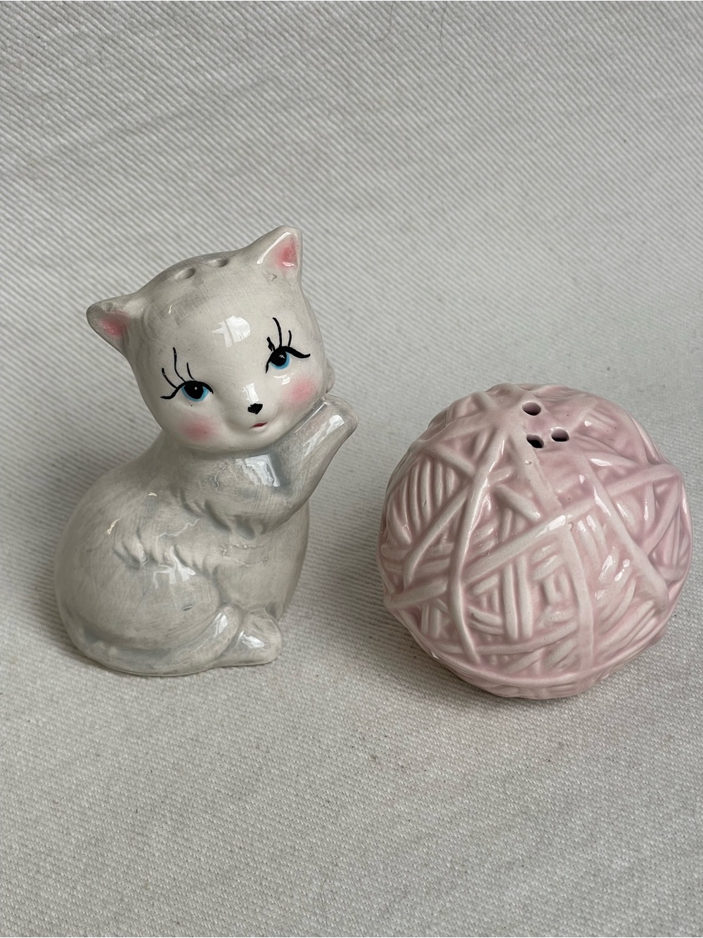 Kitten & Yarn Salt and Pepper Shakers